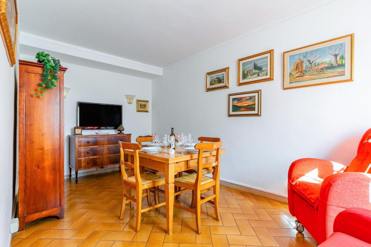 Pisa Airport Comfy Apartment - Private Parking エクステリア 写真